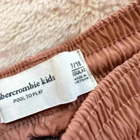 Abercrombie Kids Shorts 17/18 - Picture 4 of 4